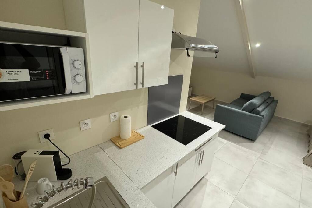Grand Studio Charmant, Tout Equipe… Saint-Denis Exterior foto