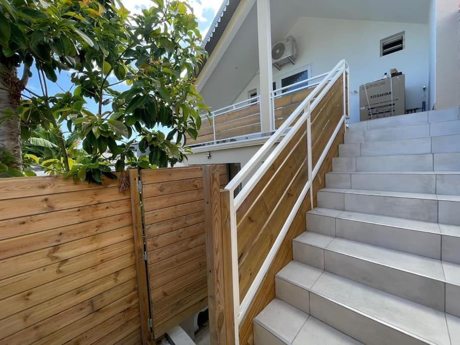 Grand Studio Charmant, Tout Equipe… Saint-Denis Exterior foto